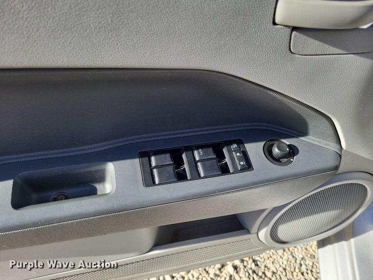 image for item LR9037 2007 Dodge Caliber SXT