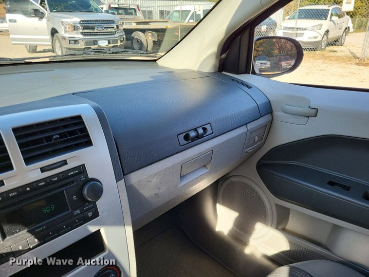 image for item LR9037 2007 Dodge Caliber SXT