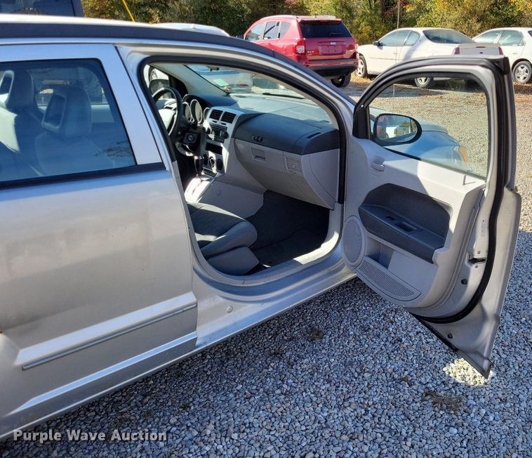 image for item LR9037 2007 Dodge Caliber SXT