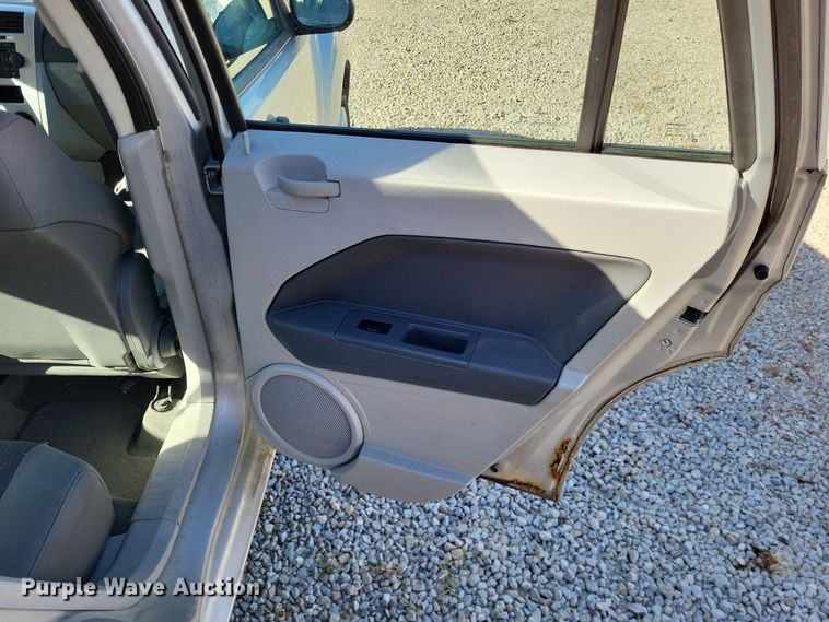 image for item LR9037 2007 Dodge Caliber SXT