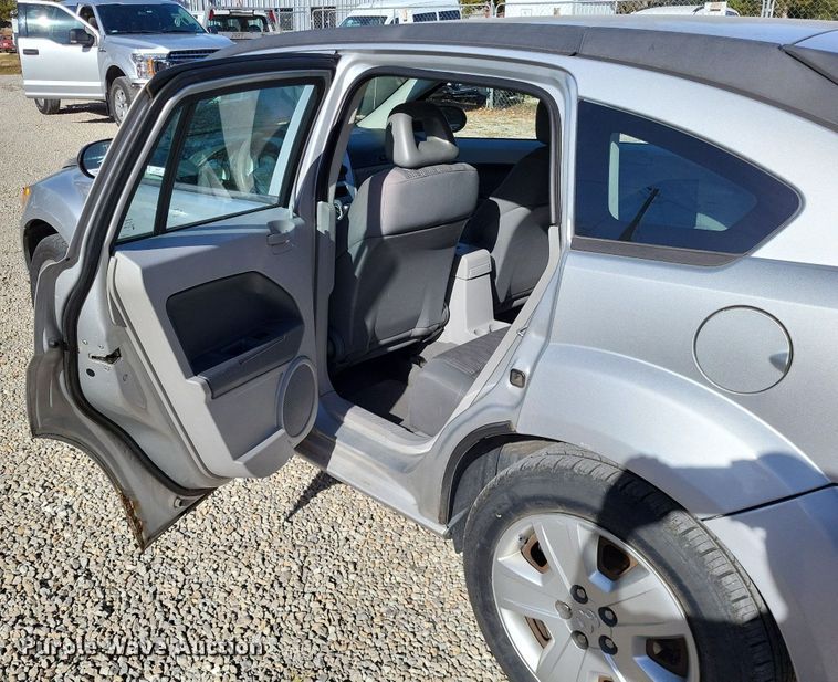 image for item LR9037 2007 Dodge Caliber SXT