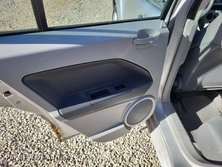 image for item LR9037 2007 Dodge Caliber SXT