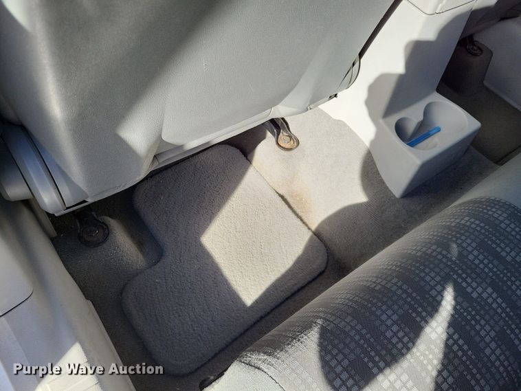 image for item LR9037 2007 Dodge Caliber SXT