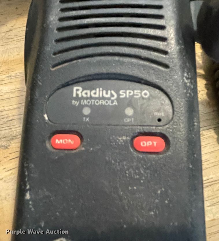 image for item LU9664 (18) Motorola Radius SP50 radio headsets