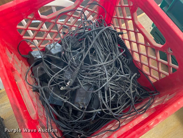 image for item LU9664 (18) Motorola Radius SP50 radio headsets