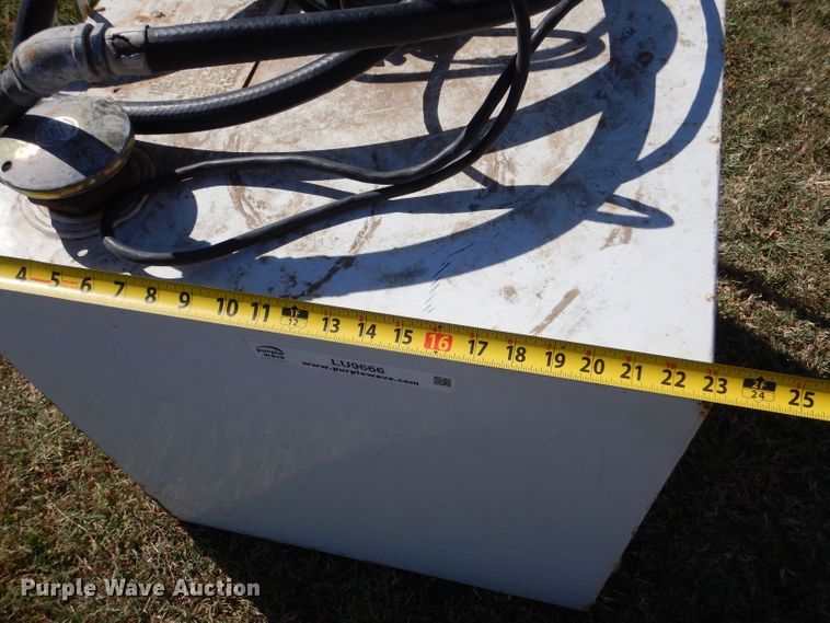 image for item LU9666 Delta 485000  fuel tank