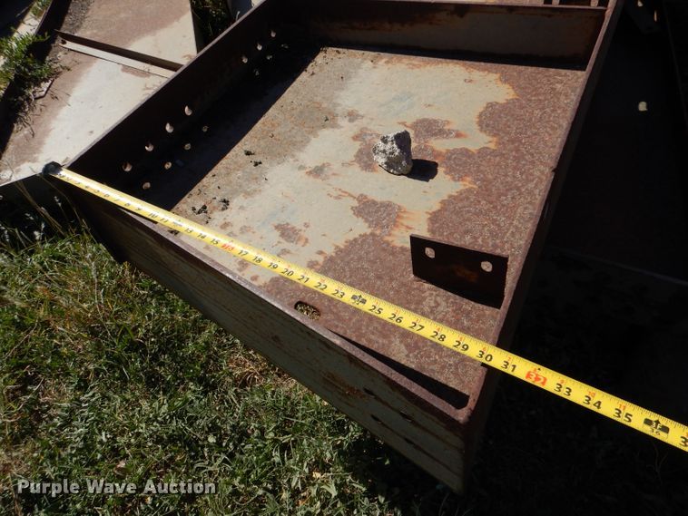 image for item LU9671 Steel building