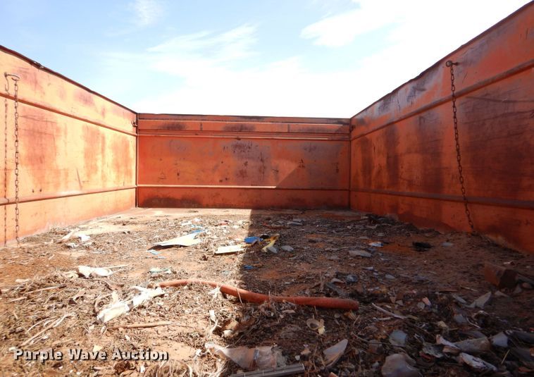 image for item LU9673 GMC 3500  grain truck