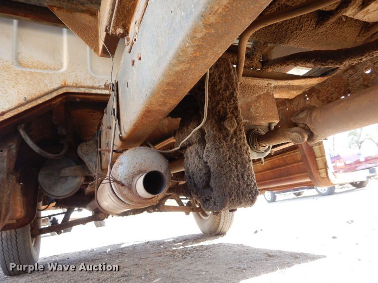 image for item LU9673 GMC 3500  grain truck