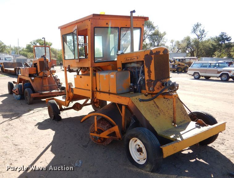 image for item LU9674 (2) Broce D9 brooms