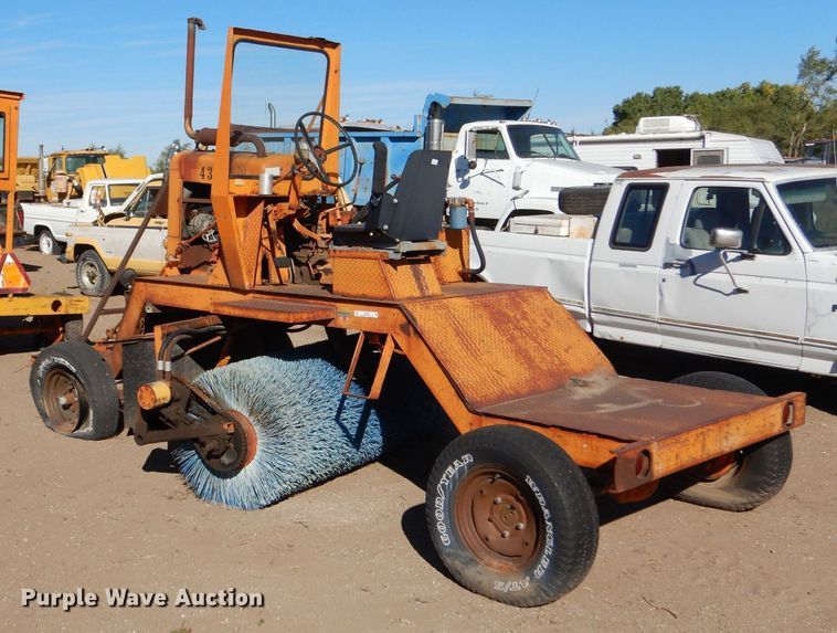 image for item LU9674 (2) Broce D9 brooms