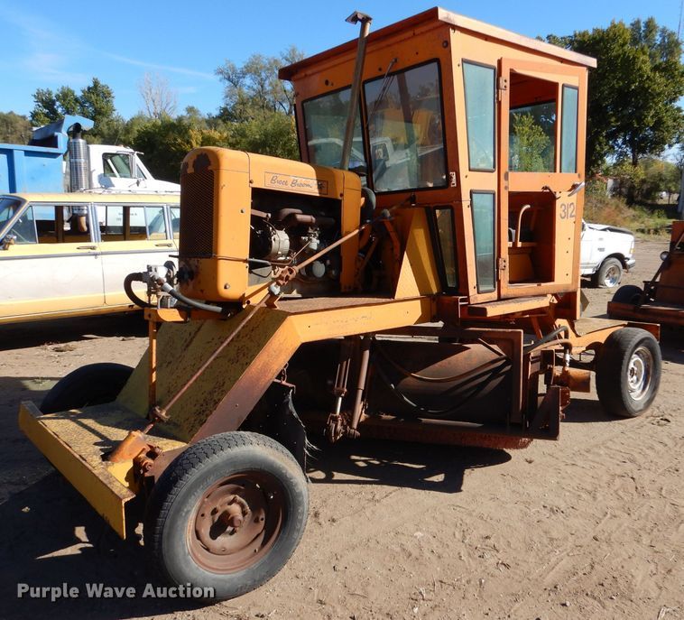 image for item LU9674 (2) Broce D9 brooms