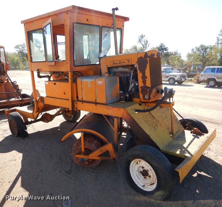 image for item LU9674 (2) Broce D9 brooms