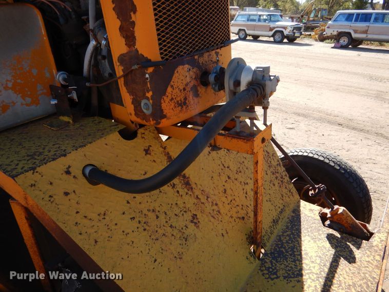 image for item LU9674 (2) Broce D9 brooms