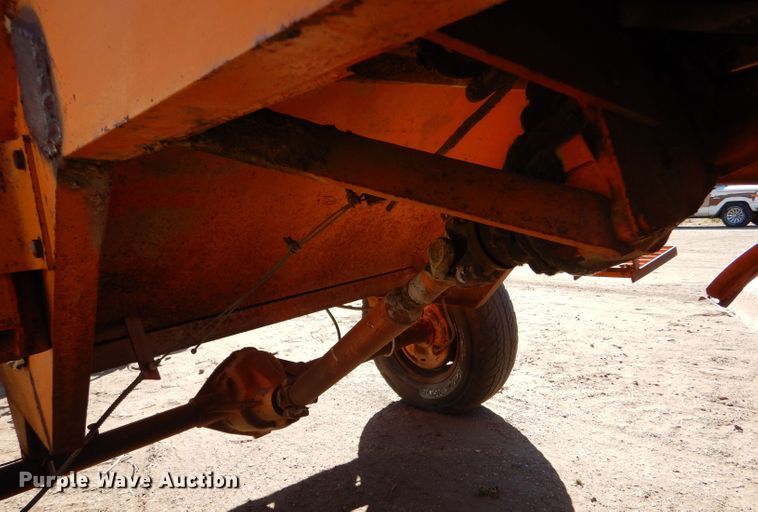 image for item LU9674 (2) Broce D9 brooms