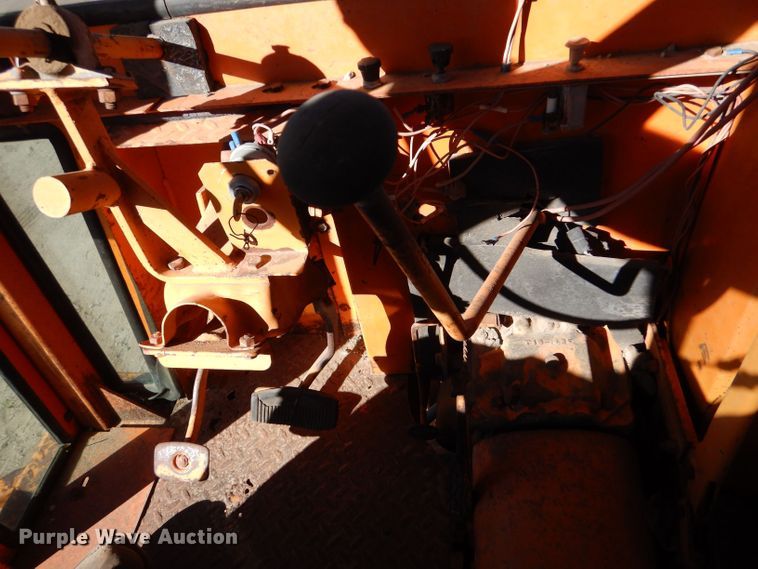 image for item LU9674 (2) Broce D9 brooms