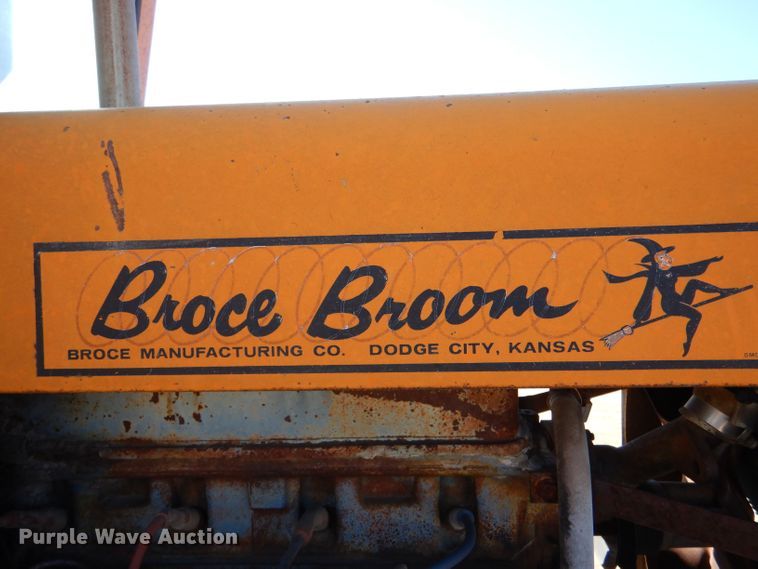 image for item LU9674 (2) Broce D9 brooms