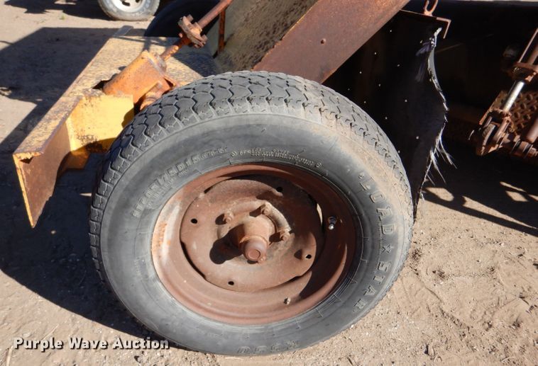 image for item LU9674 (2) Broce D9 brooms