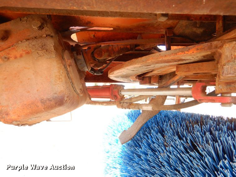 image for item LU9674 (2) Broce D9 brooms