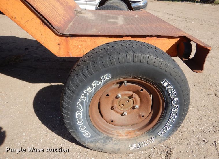 image for item LU9674 (2) Broce D9 brooms