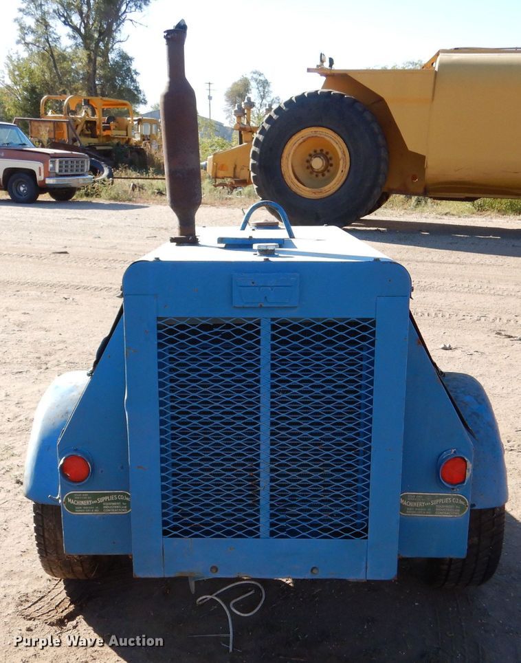 image for item LU9676 Worthington  air compressor