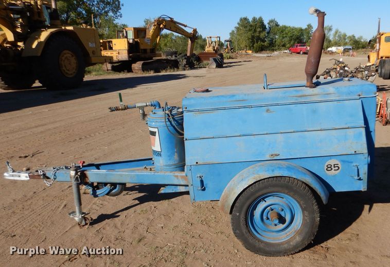 image for item LU9676 Worthington  air compressor