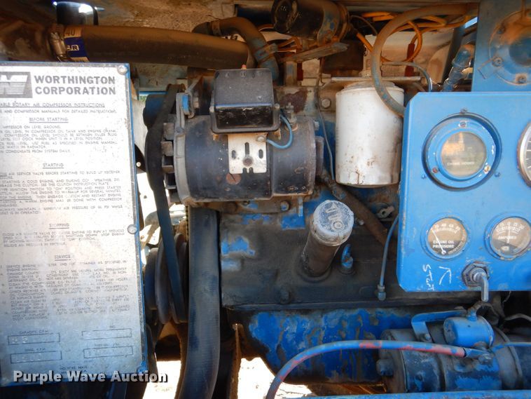 image for item LU9676 Worthington  air compressor