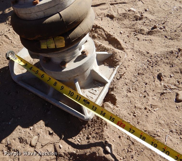 image for item LU9678 (6) plate compactors