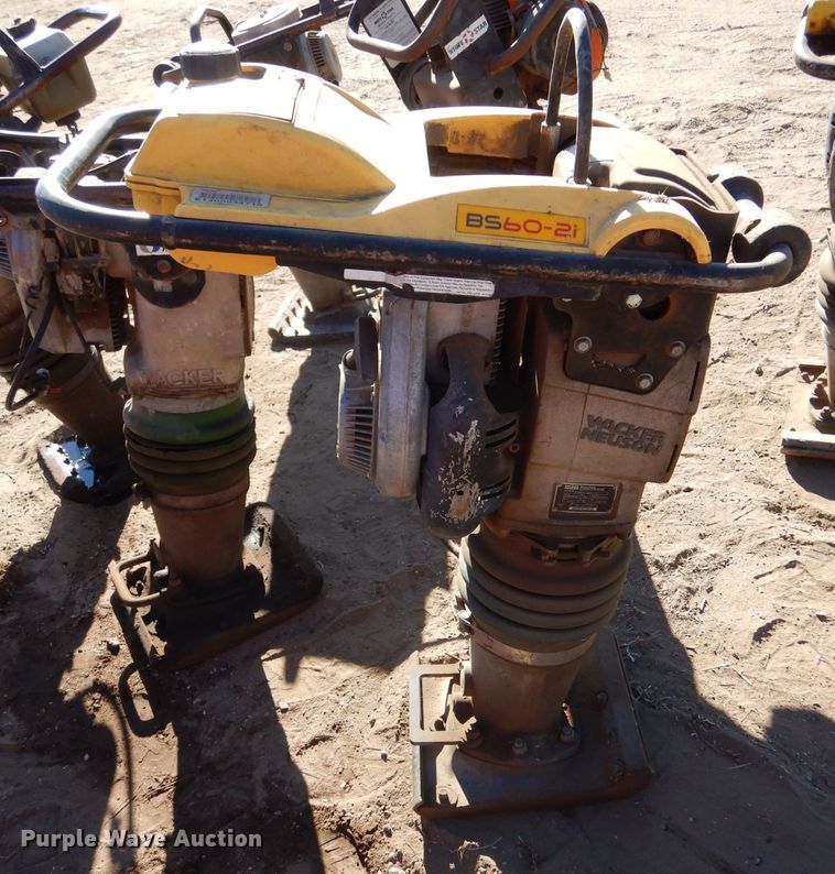 image for item LU9678 (6) plate compactors