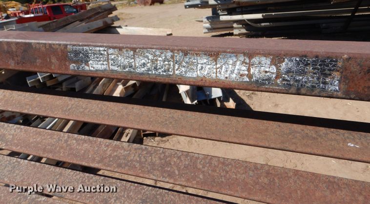 image for item LU9690 Flatbed