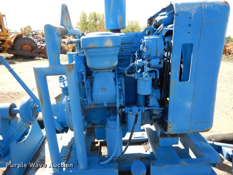 image for item LU9691 Water pump