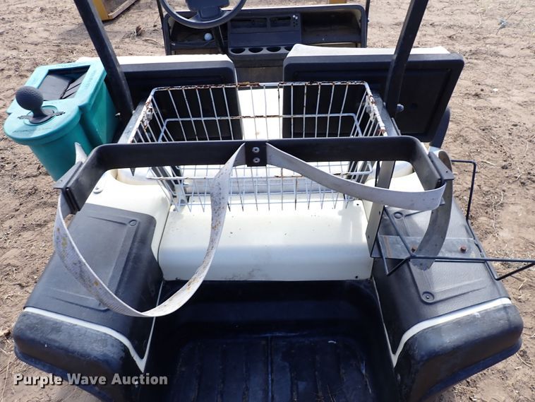 image for item LU9692 (2) Ez-go golf carts