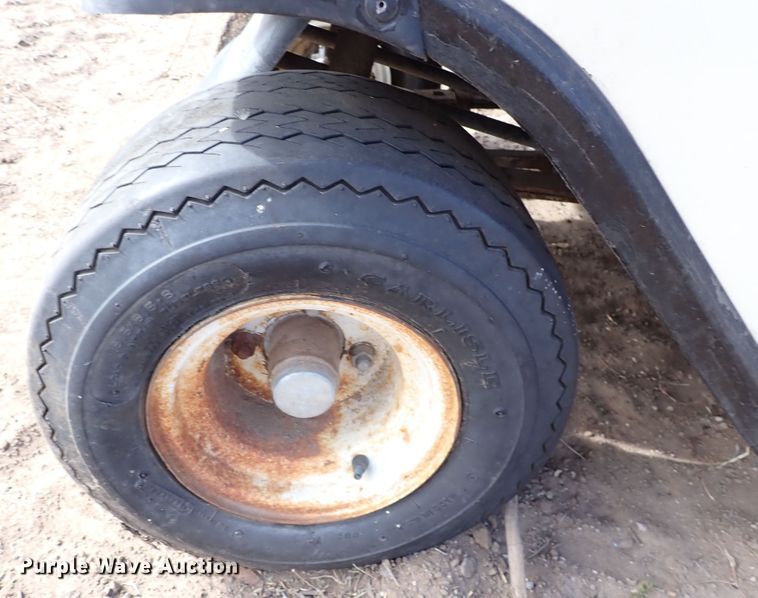 image for item LU9692 (2) Ez-go golf carts