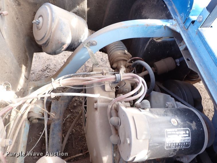 image for item LU9692 (2) Ez-go golf carts