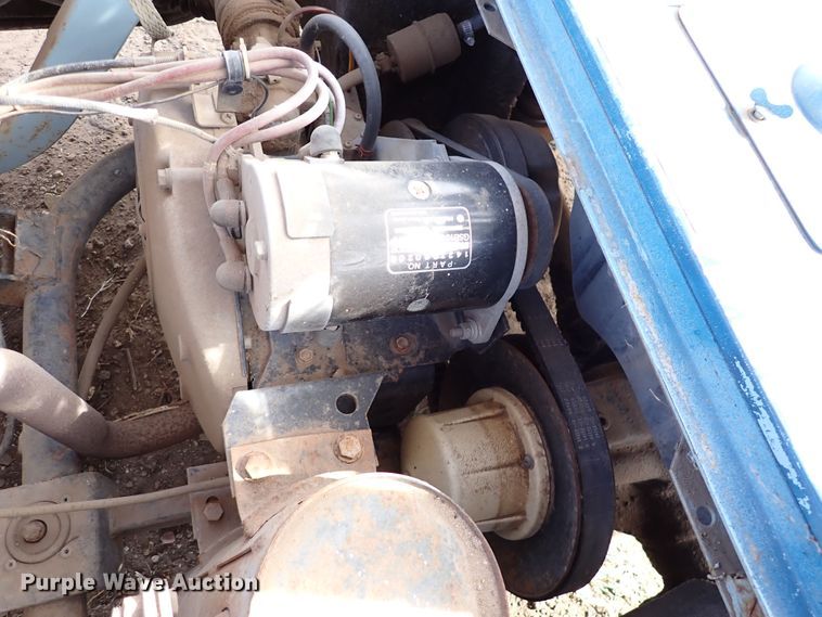 image for item LU9692 (2) Ez-go golf carts