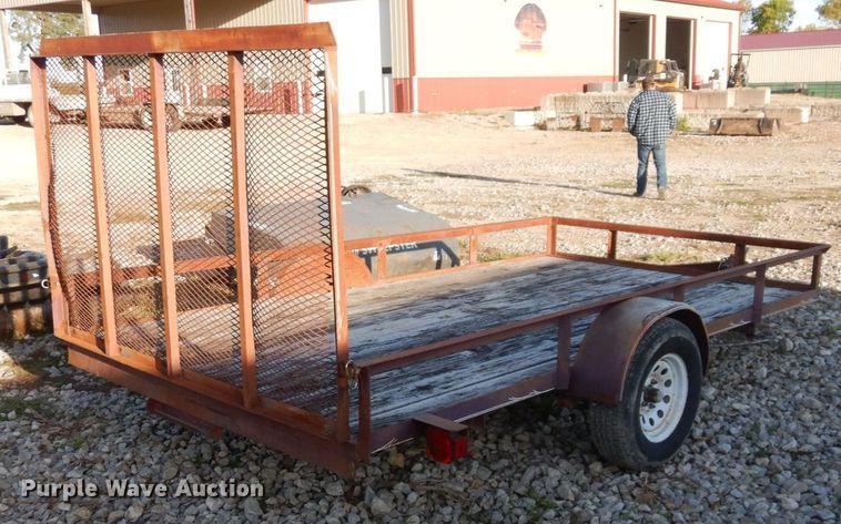 image for item LY9221 2009 Neal Manufacturing  utility trailer