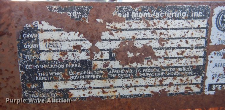 image for item LY9221 2009 Neal Manufacturing  utility trailer