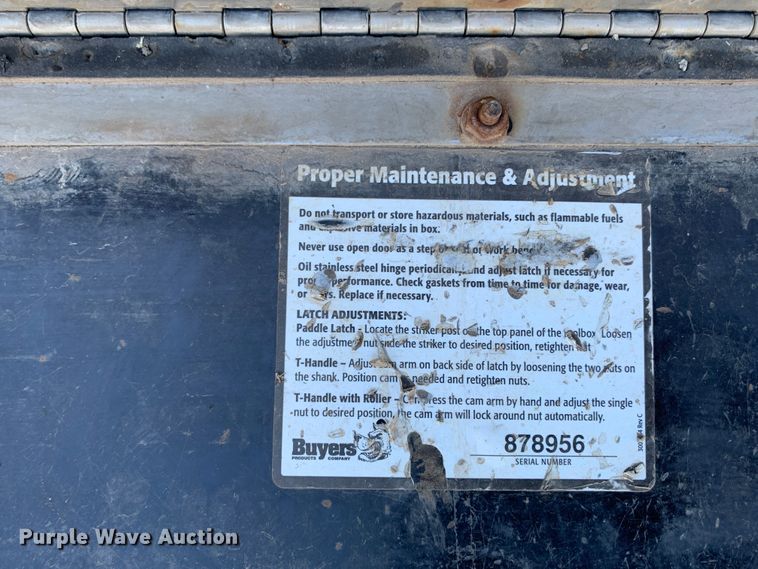 image for item MH9843 2017 Ford F450 Super Duty XLT  Crew Cab flatbed truck