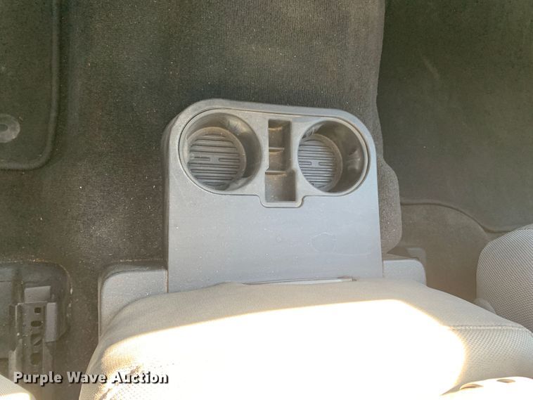 image for item MH9843 2017 Ford F450 Super Duty XLT  Crew Cab flatbed truck