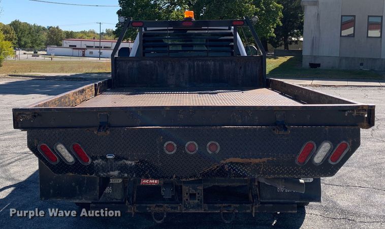 image for item MH9844 2019 Ford F450 Super Duty XLT  Crew Cab flatbed truck