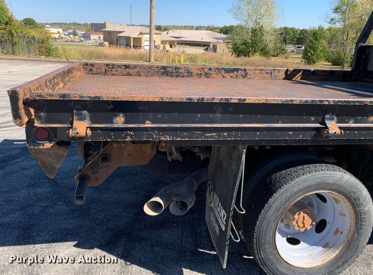 image for item MH9844 2019 Ford F450 Super Duty XLT  Crew Cab flatbed truck