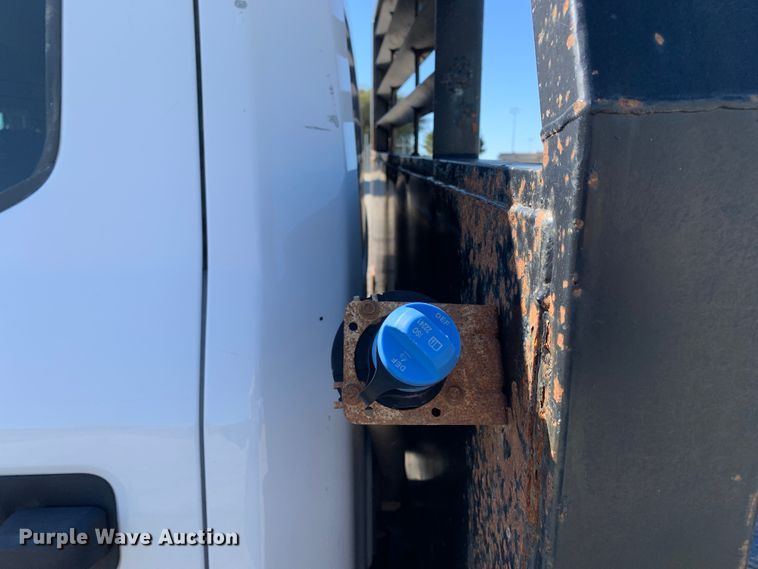 image for item MH9844 2019 Ford F450 Super Duty XLT  Crew Cab flatbed truck