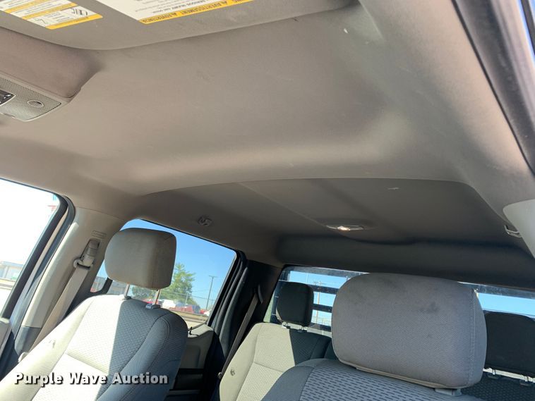 image for item MH9844 2019 Ford F450 Super Duty XLT  Crew Cab flatbed truck