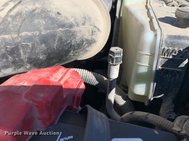 image for item MH9844 2019 Ford F450 Super Duty XLT  Crew Cab flatbed truck