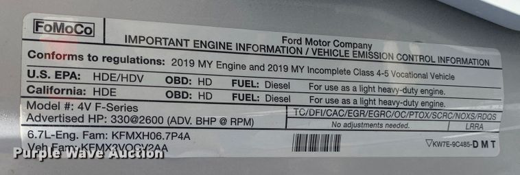 image for item MH9844 2019 Ford F450 Super Duty XLT  Crew Cab flatbed truck