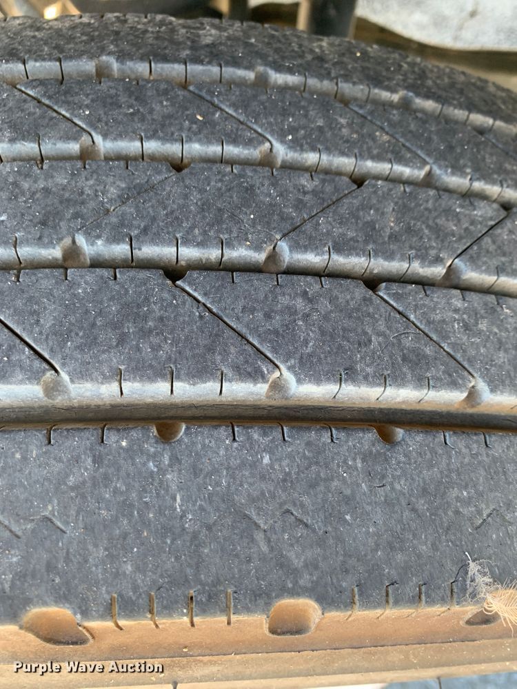 image for item MH9844 2019 Ford F450 Super Duty XLT  Crew Cab flatbed truck