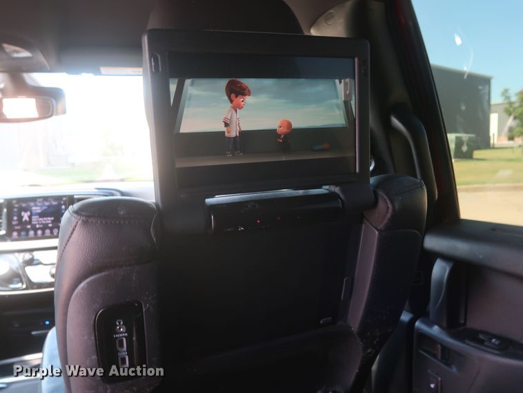 image for item MJ9169 2019 Chrysler Pacifica  van