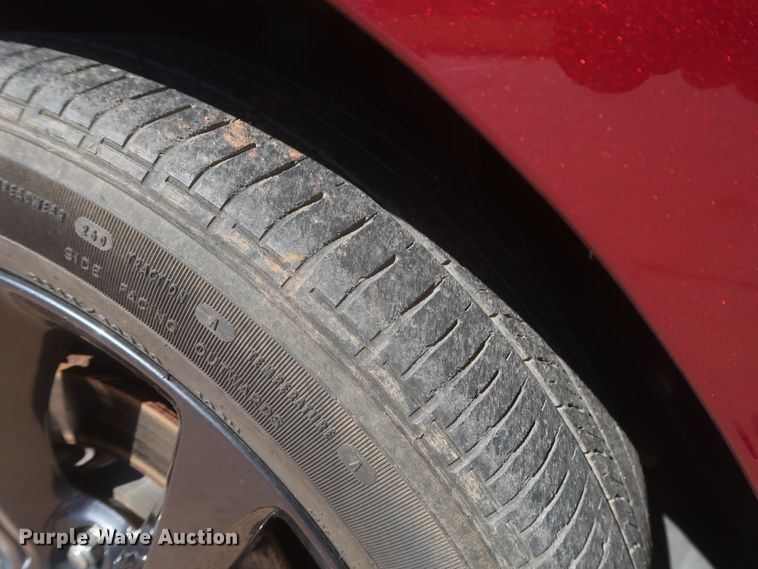 image for item MJ9169 2019 Chrysler Pacifica  van