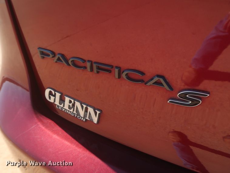 image for item MJ9169 2019 Chrysler Pacifica  van