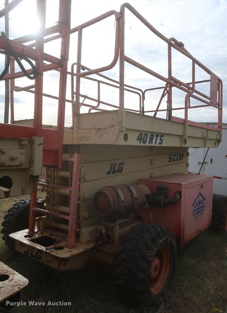 image for item MJ9186 JLG 40-RTS  scissor lift